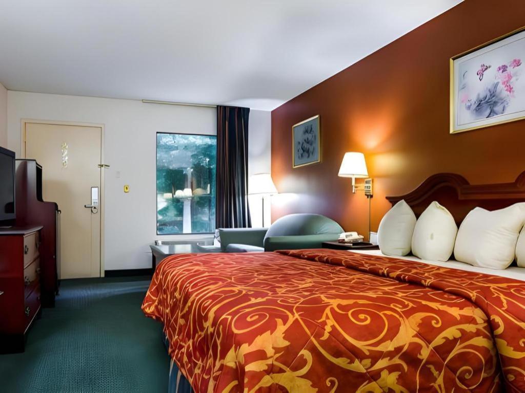 Econo Lodge South Garner Extérieur photo