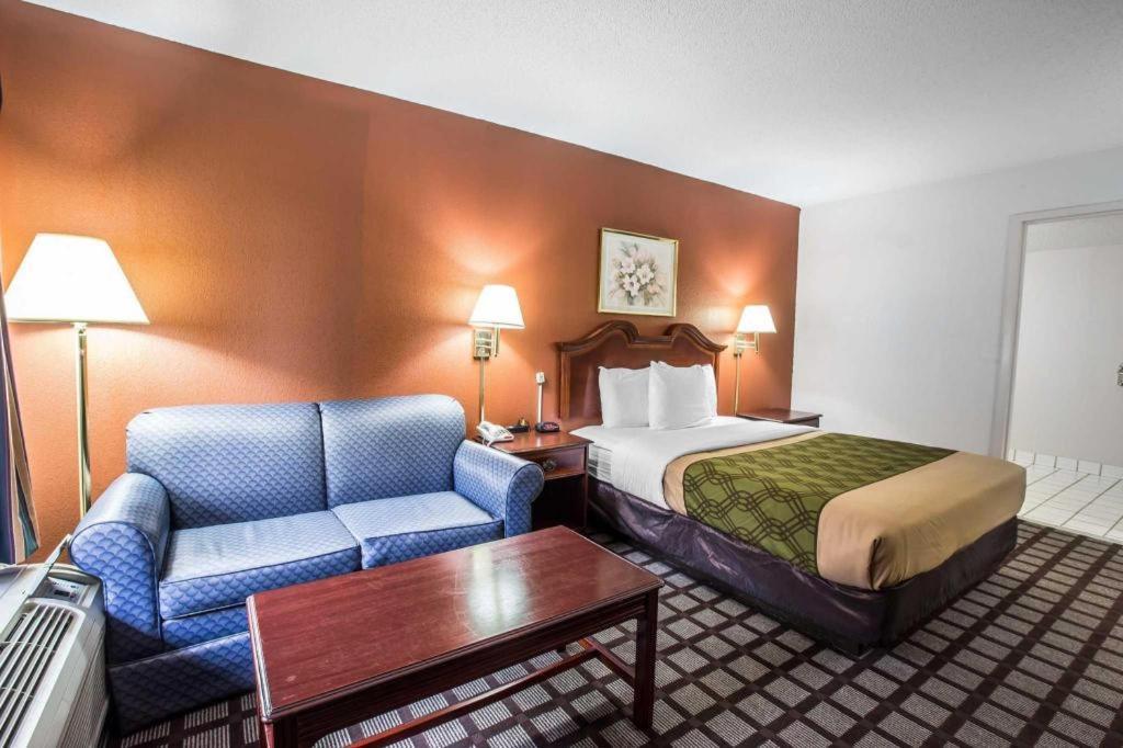 Econo Lodge South Garner Extérieur photo
