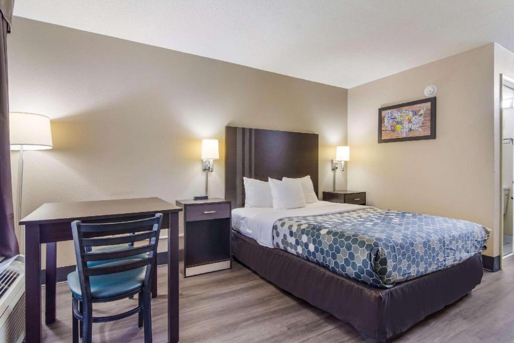 Econo Lodge South Garner Extérieur photo