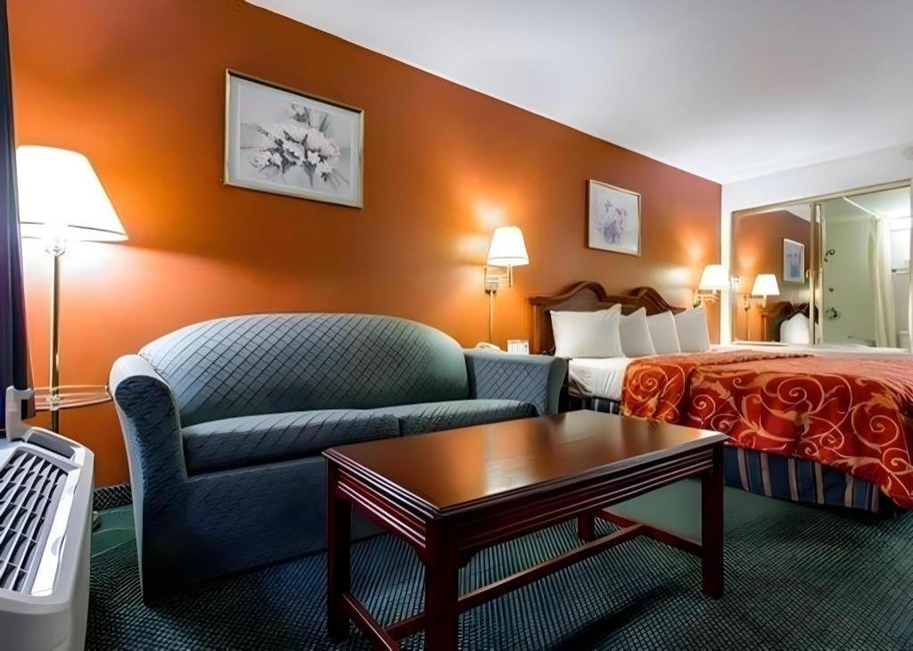 Econo Lodge South Garner Extérieur photo